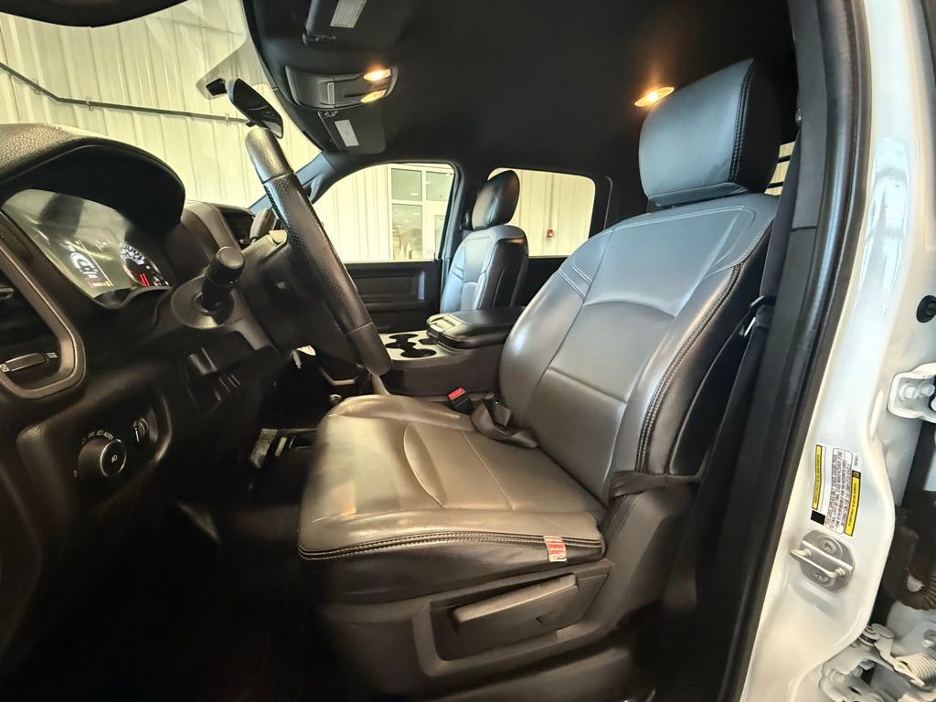 Used 2023 RAM 4500 Tradesman w/ Chrome Appearance Group image 20