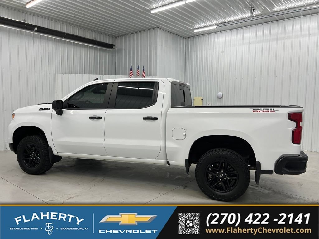 Used 2024 Chevrolet Silverado 1500 LT Trail Boss w/ LT Trail Boss Premium Package AWD/4WD image 5