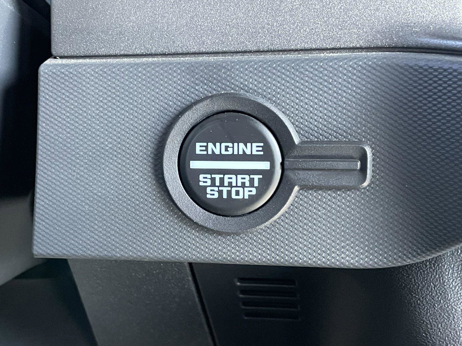 Used 2024 Ford Bronco Badlands image 24