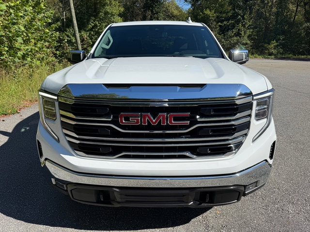 Used 2024 GMC Sierra 1500 SLT image 3