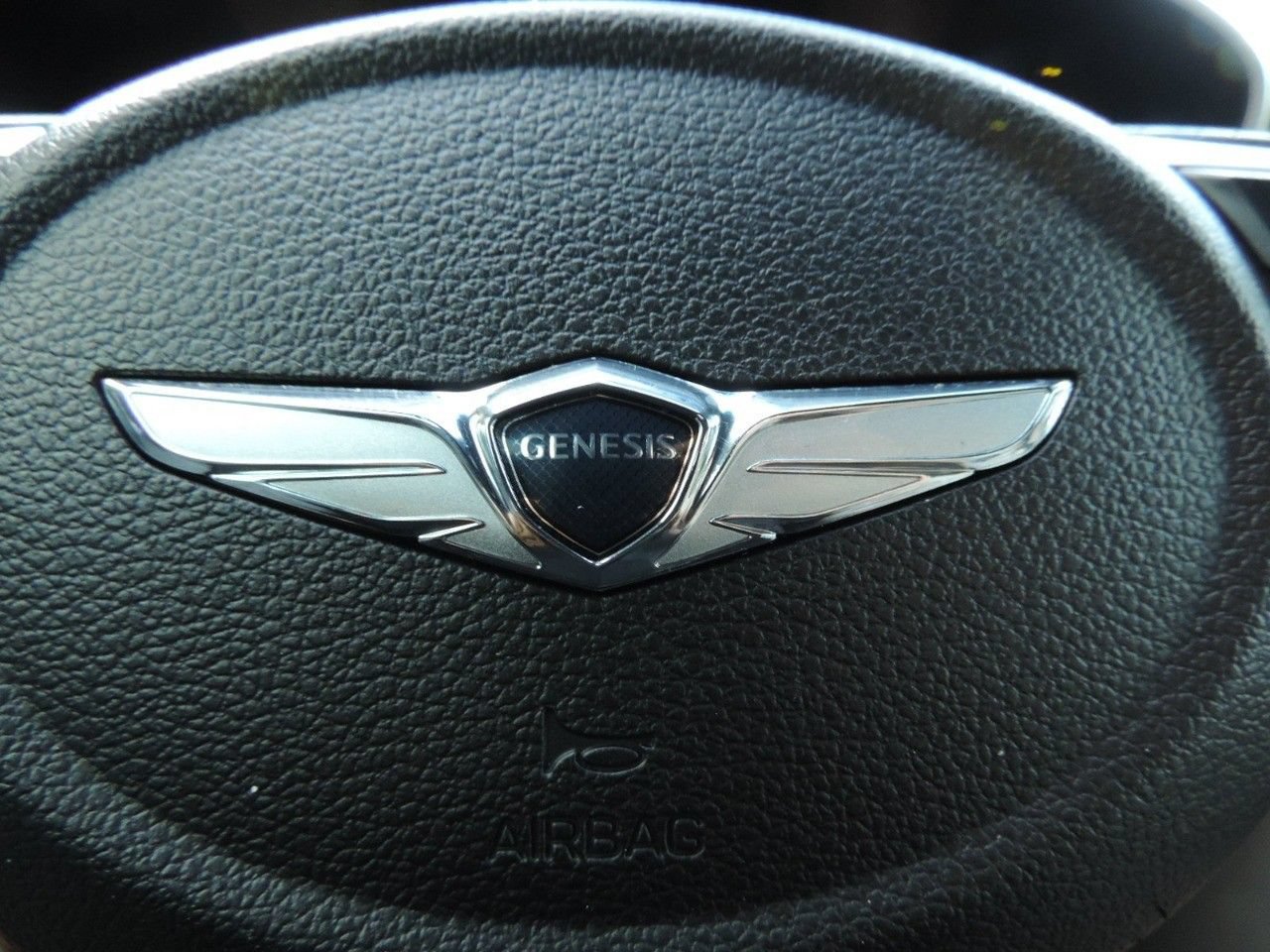 Used 2022 Genesis G70 3.3T RWD image 30