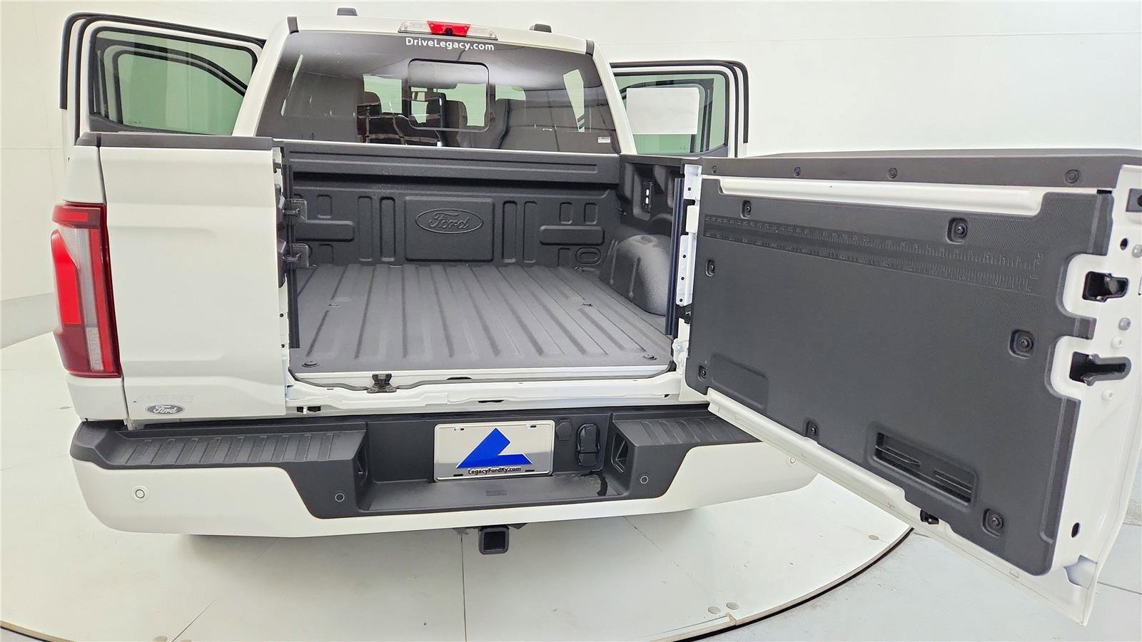 New 2025 Ford F150 Platinum w/ Equipment Group 702A High image 33