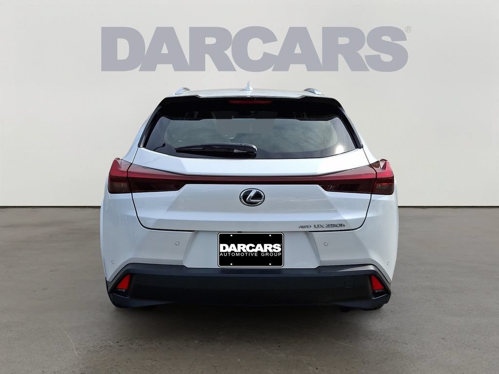 Used 2024 Lexus UX 250h AWD w/ Premium Package image 5