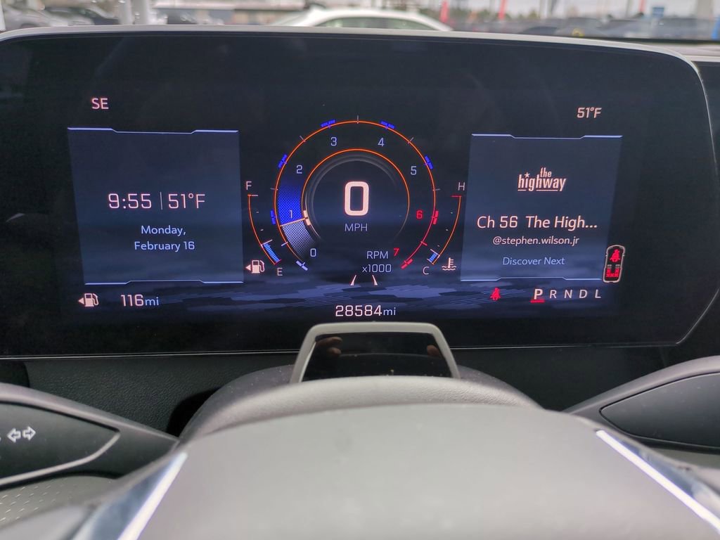 Used 2024 Chevrolet Traverse LT w/ Enhanced Driving Package image 16