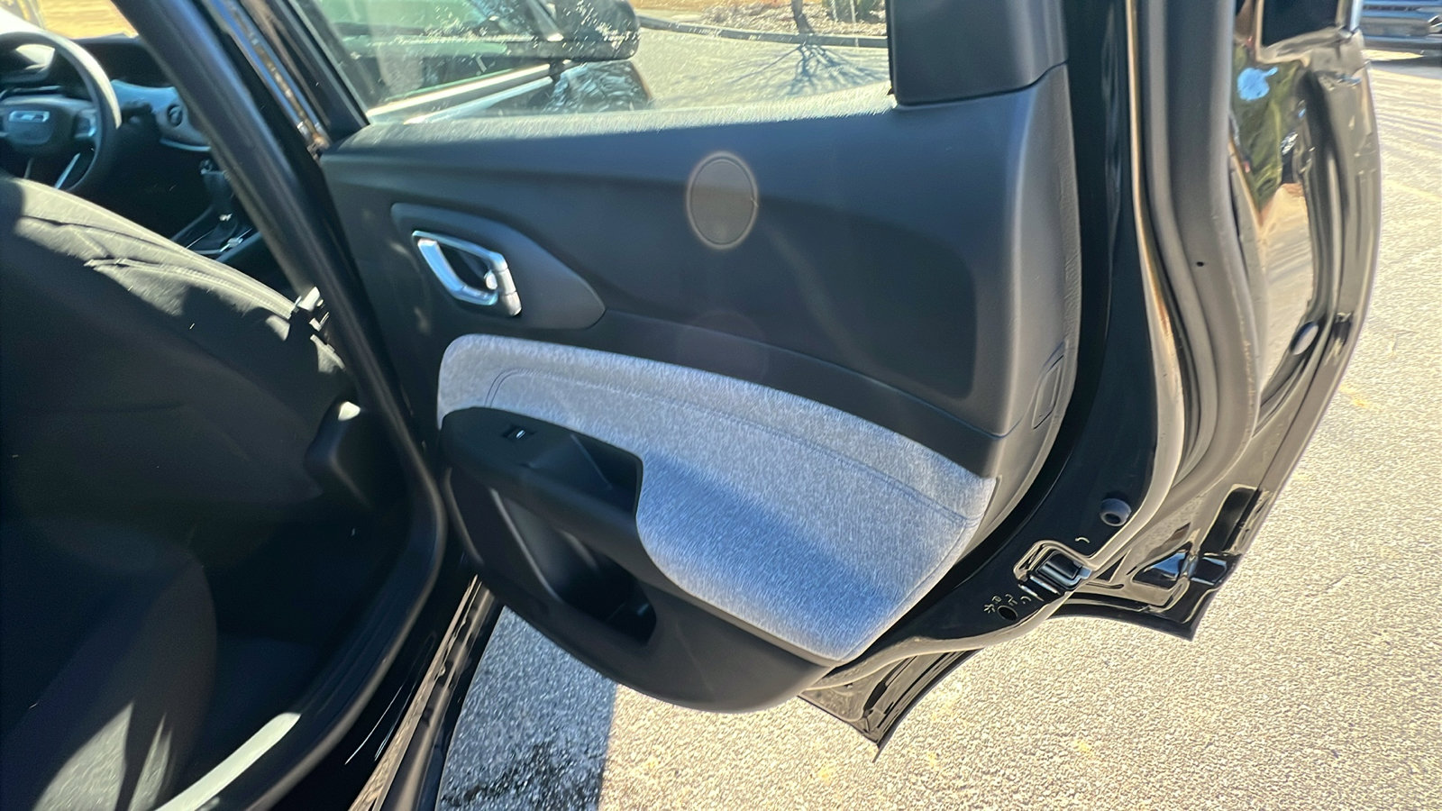 Certified 2025 Jeep Compass Sport image 20