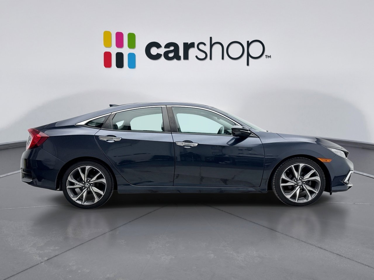 Used 2019 Honda Civic Touring image 6
