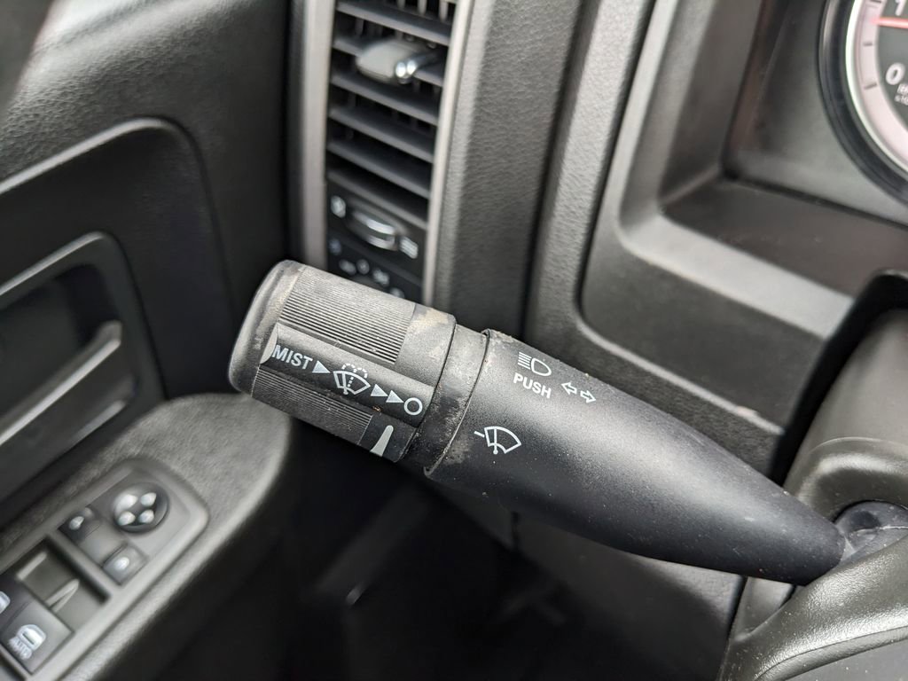 Used 2022 RAM 1500 Tradesman w/ Chrome Appearance Group AWD/4WD image 44