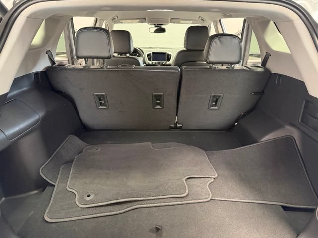 Used 2023 GMC Terrain SLT AWD/4WD image 31
