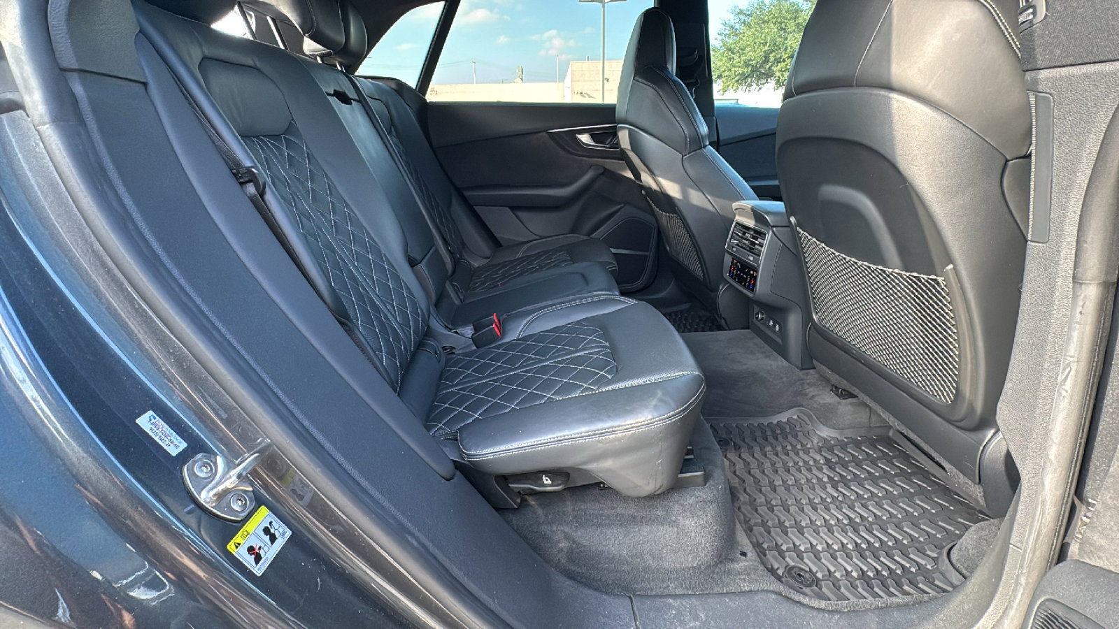 Used 2020 Audi SQ8 Prestige w/ Prestige Package image 26