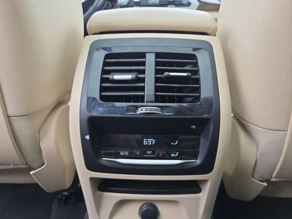 Used 2019 BMW X3 xDrive30i w/ Executive Package image 46