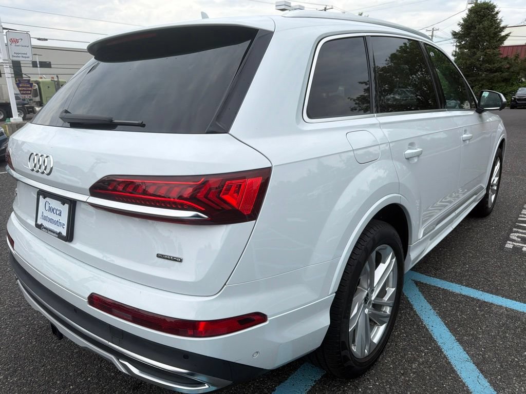 Used 2023 Audi Q7 3.0T Premium w/ Convenience Package AWD/4WD image 6