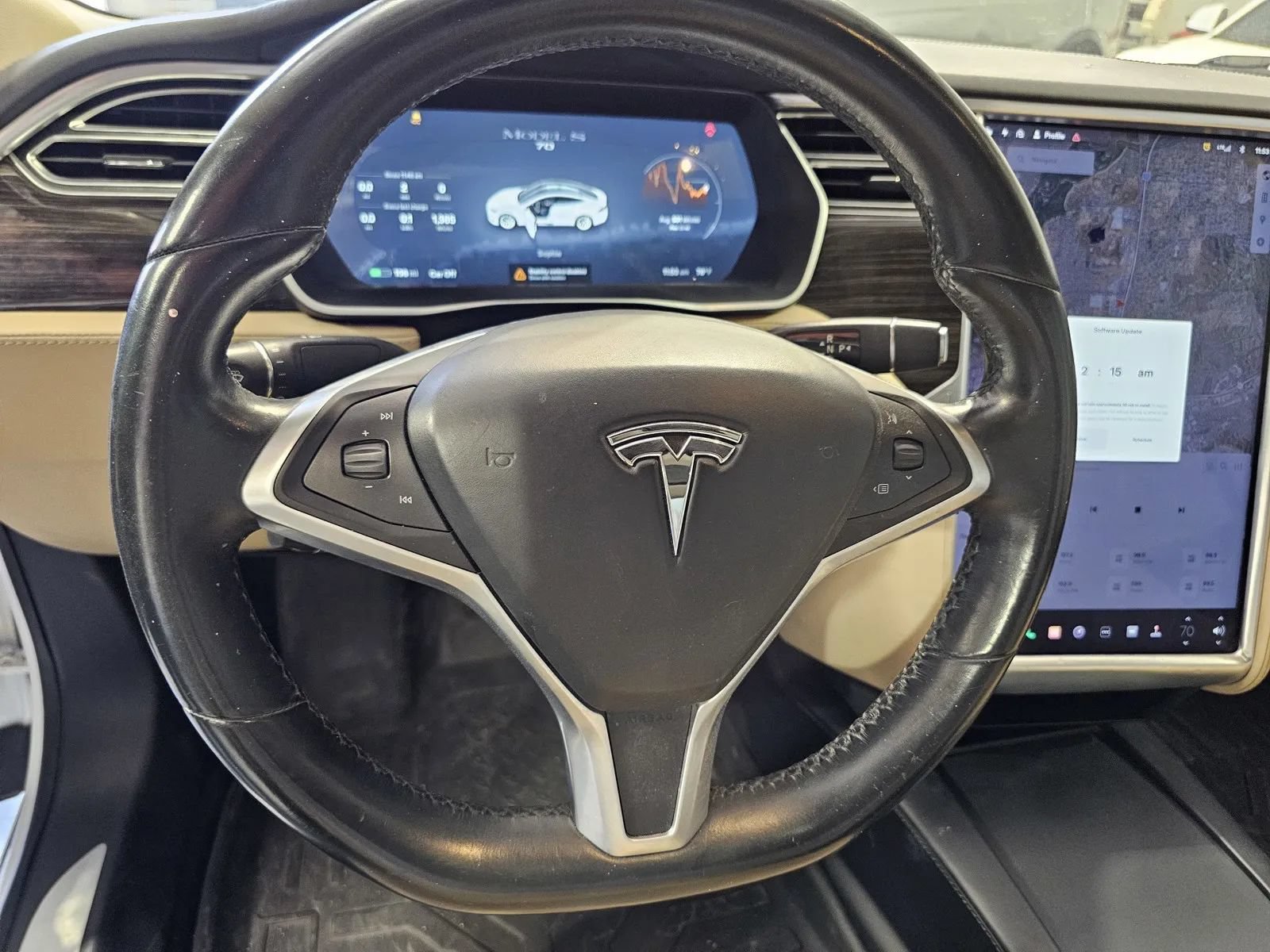 Used 2016 Tesla Model S 70 RWD image 15