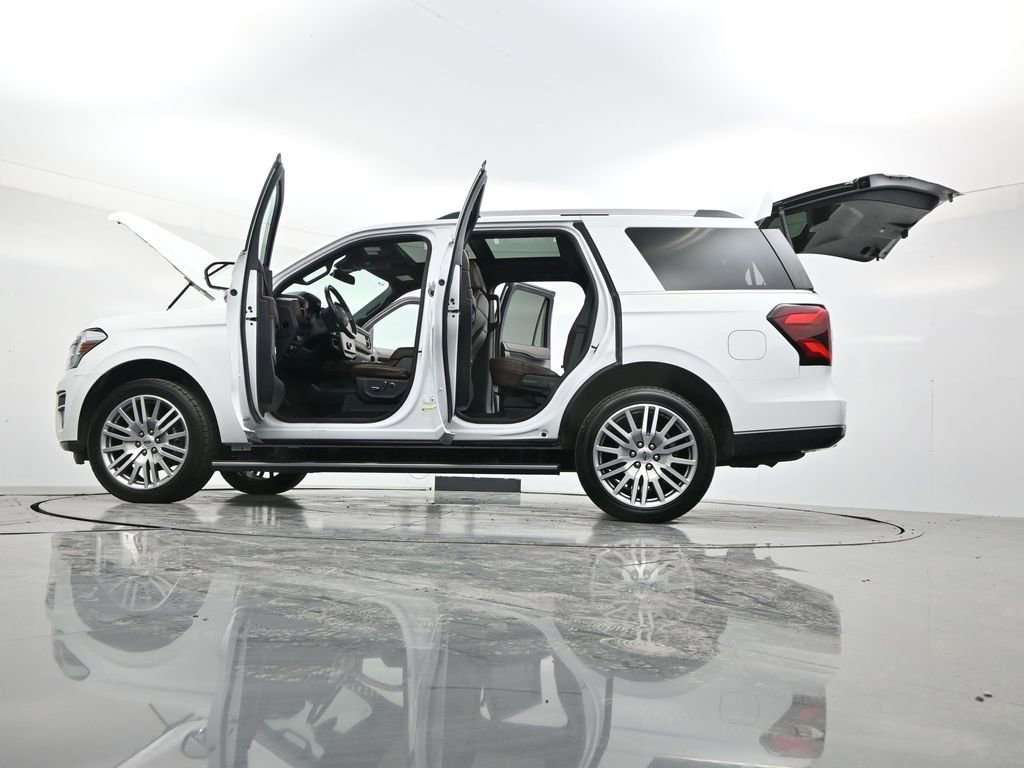 Used 2024 Ford Expedition Limited image 60