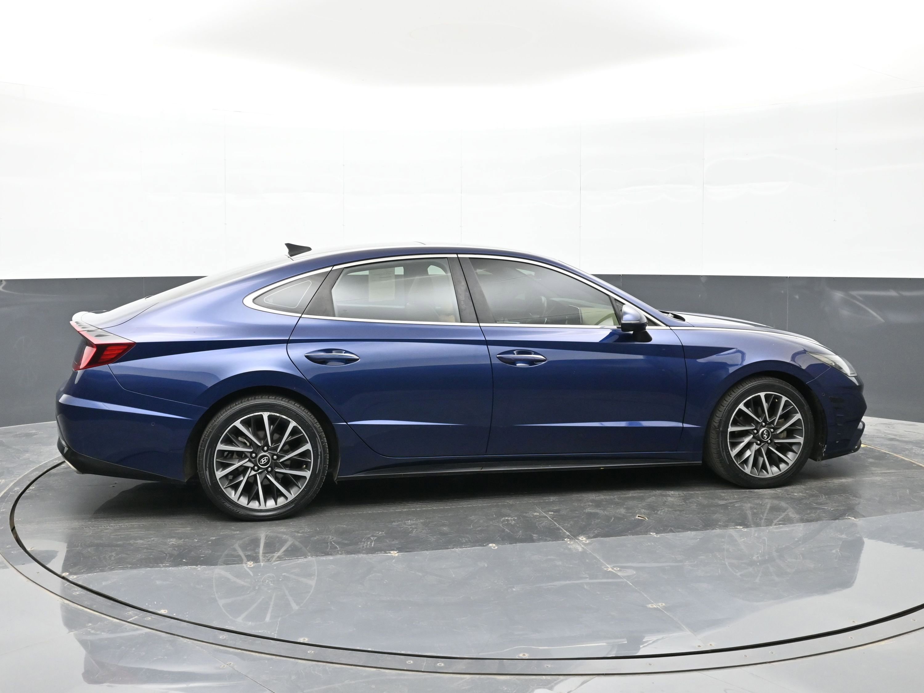 Used 2020 Hyundai Sonata Limited FWD image 5
