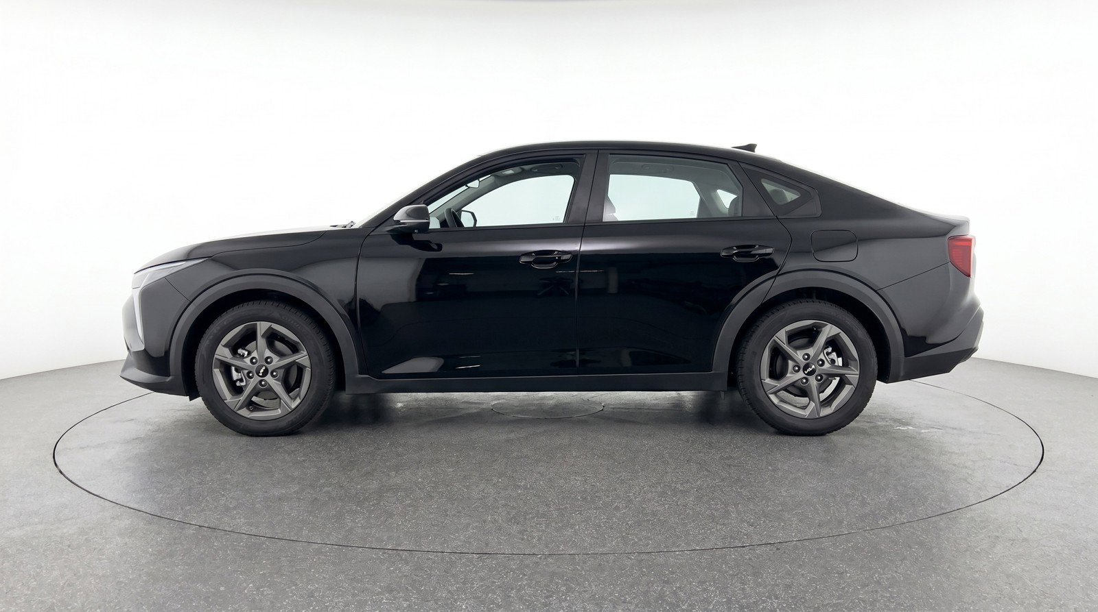 Used 2025 Kia K4 FWD image 5