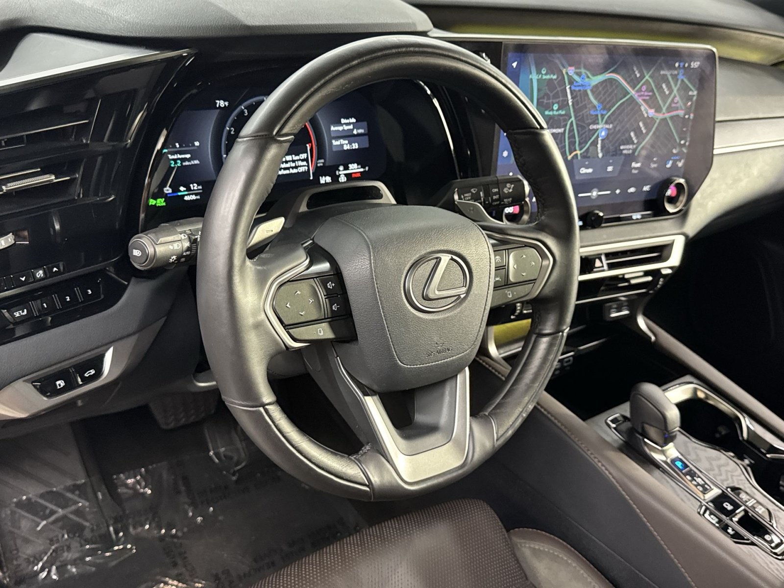 Used 2025 Lexus RX 450h AWD w/ Convenience Package image 13