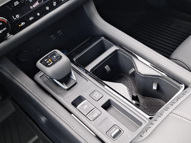 New 2026 Nissan Pathfinder SL w/ SL Premium Package FWD image 24