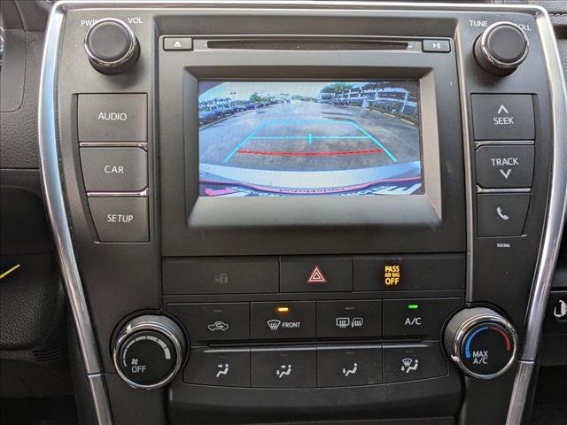 Used 2015 Toyota Camry LE image 14