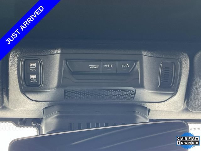 Certified 2025 Jeep Wrangler Unlimited Rubicon AWD/4WD image 36