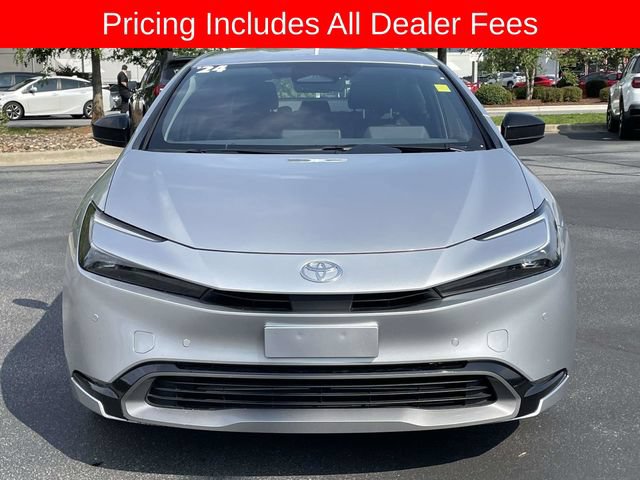 Used 2024 Toyota Prius XLE FWD image 8