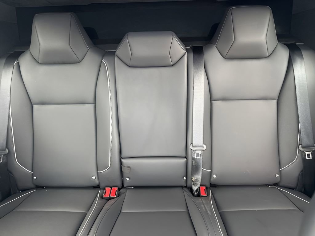 Used 2024 Tesla Cybertruck AWD Crew Cab image 19