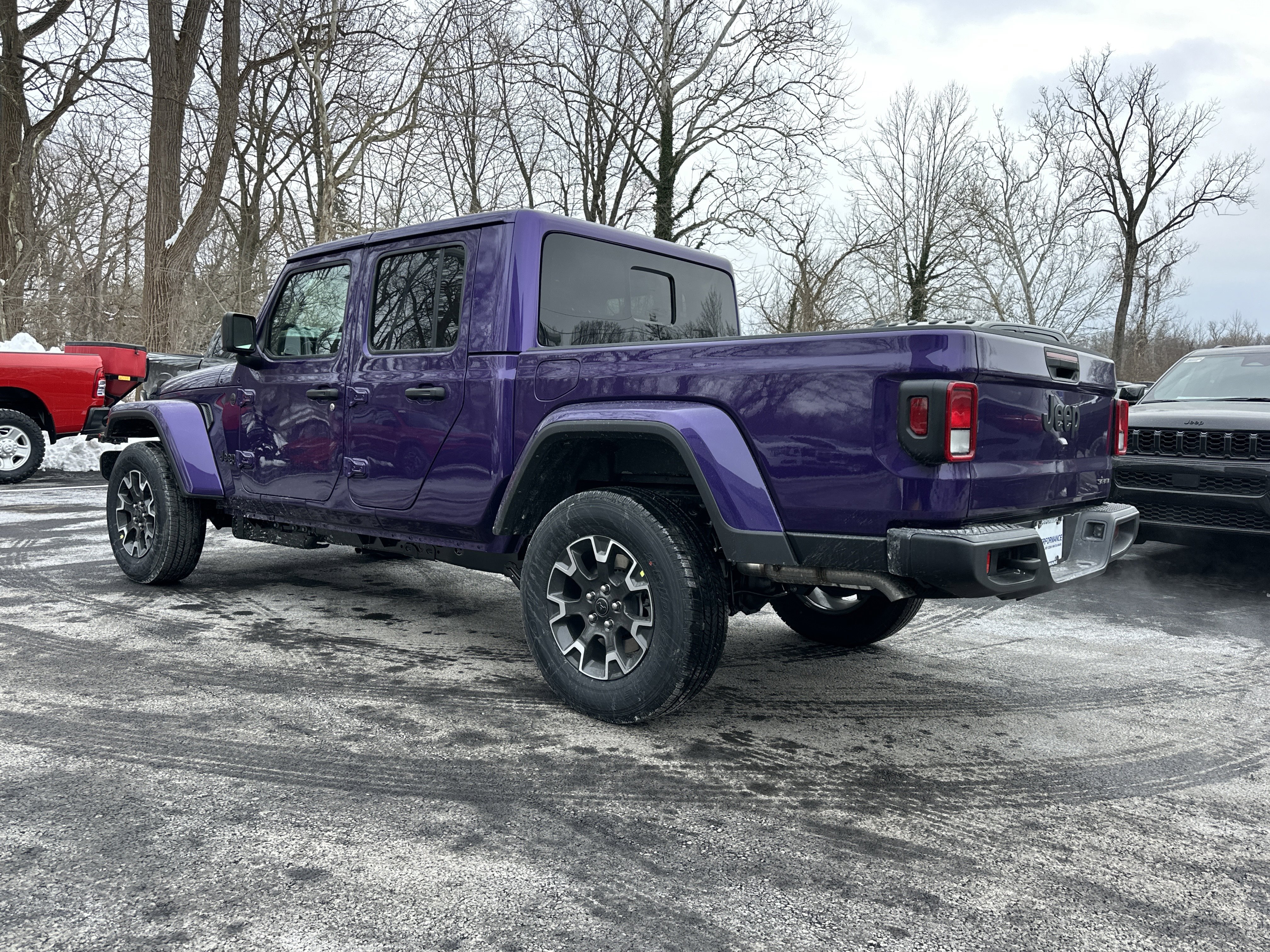 New 2026 Jeep Gladiator Sport image 25