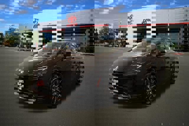 New 2026 Toyota Prius XLE image 5