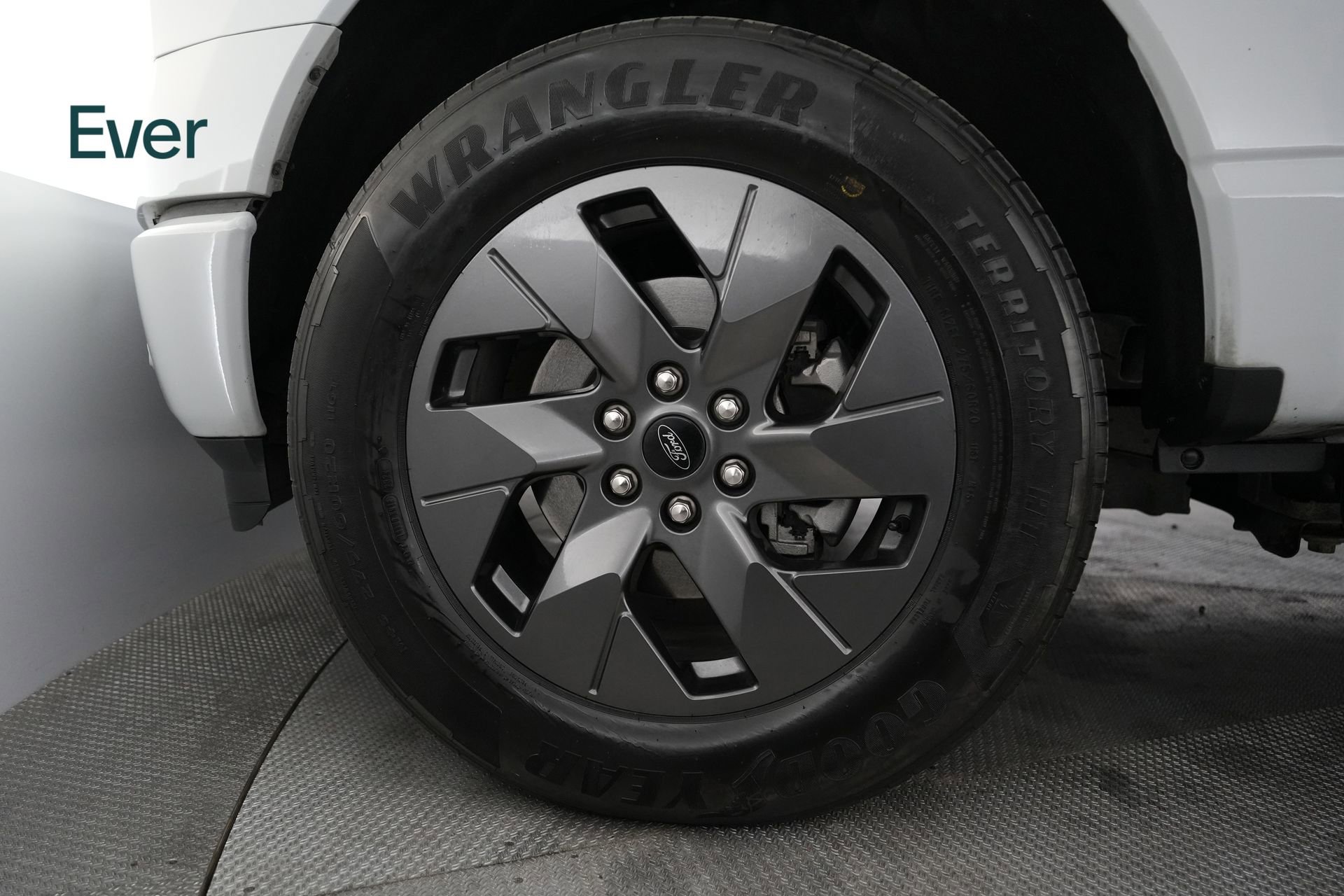 Used 2024 Ford F150 Lightning Flash image 13