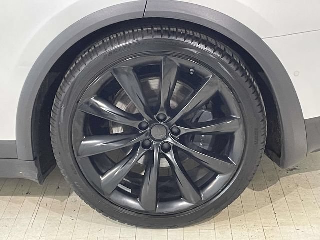 Used 2020 Tesla Model X Long Range AWD/4WD image 16