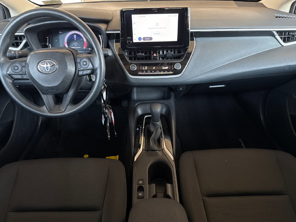 Used 2026 Toyota Corolla LE FWD image 13
