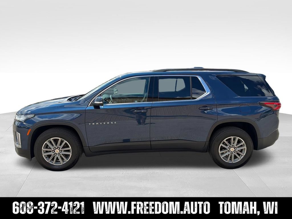 Used 2023 Chevrolet Traverse LT AWD/4WD image 3