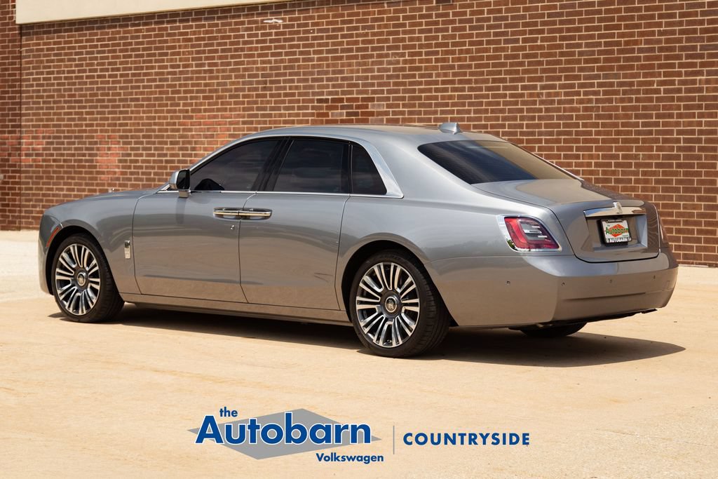 Used 2022 Rolls-Royce Ghost w/ Ghost Package AWD/4WD image 3