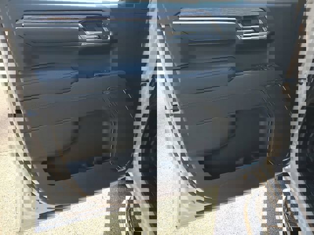 New 2026 GMC Sierra 1500 SLE image 8