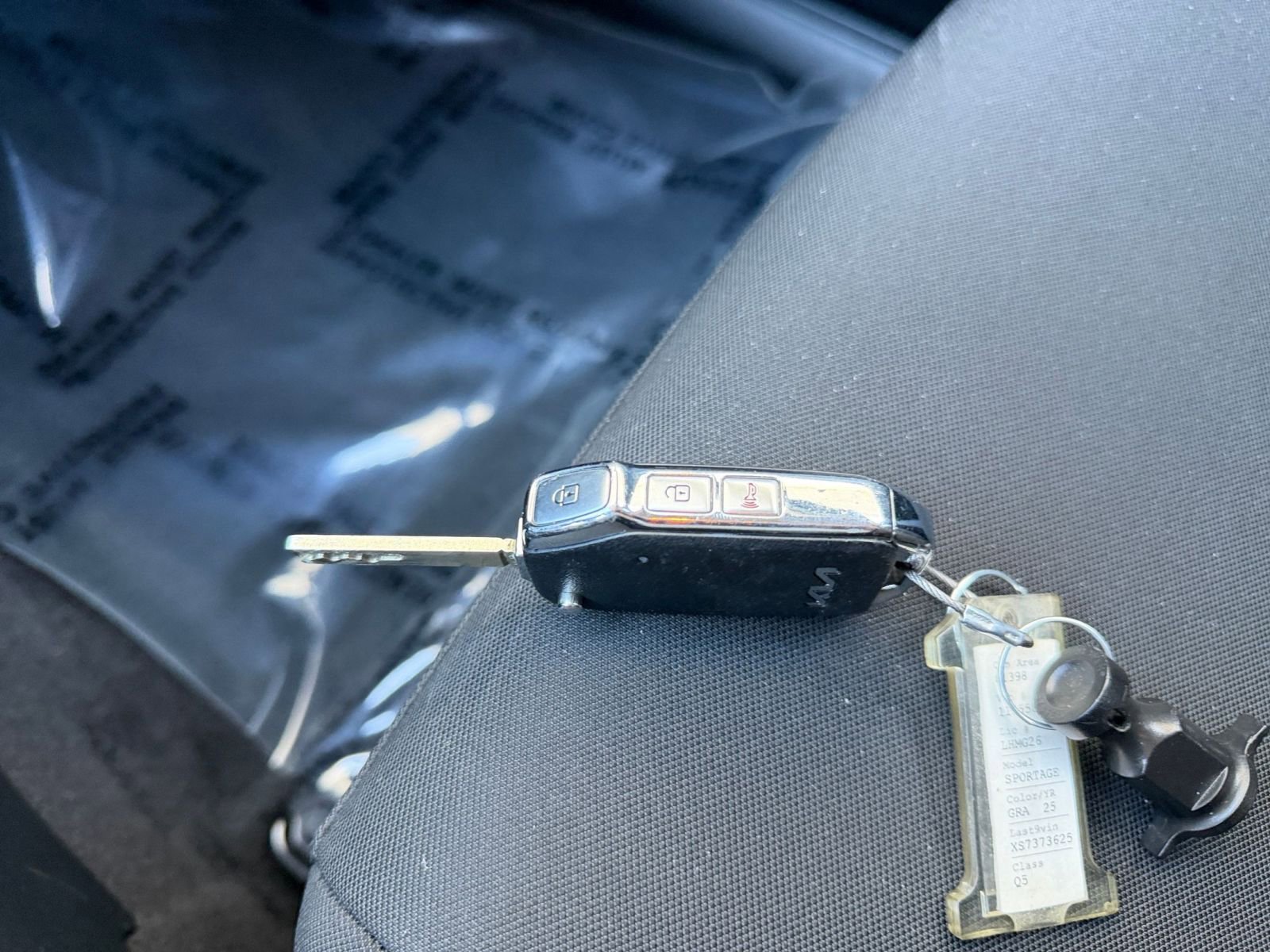 Used 2025 Kia Sportage LX image 21