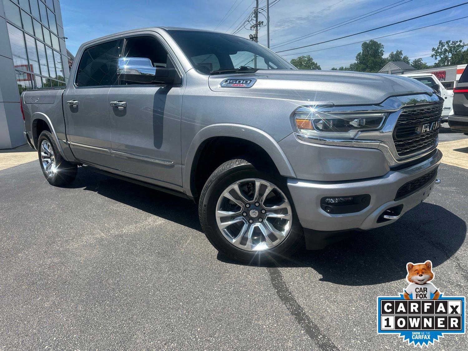 Used 2022 RAM 1500 Limited w/ Body Color Bumper Group