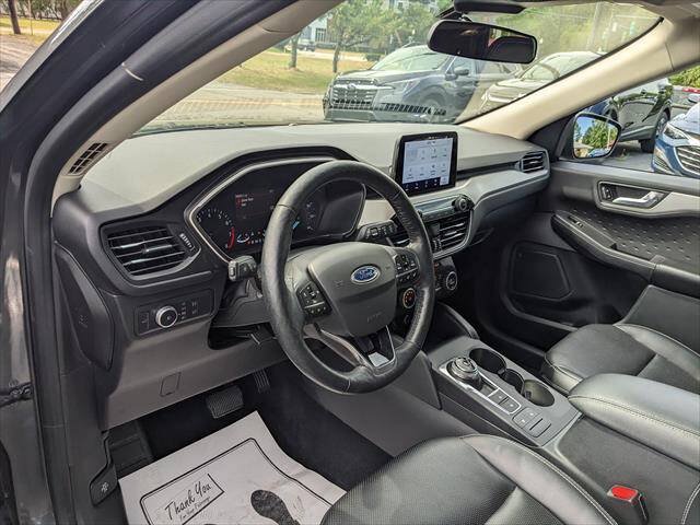 Used 2020 Ford Escape SEL FWD image 9