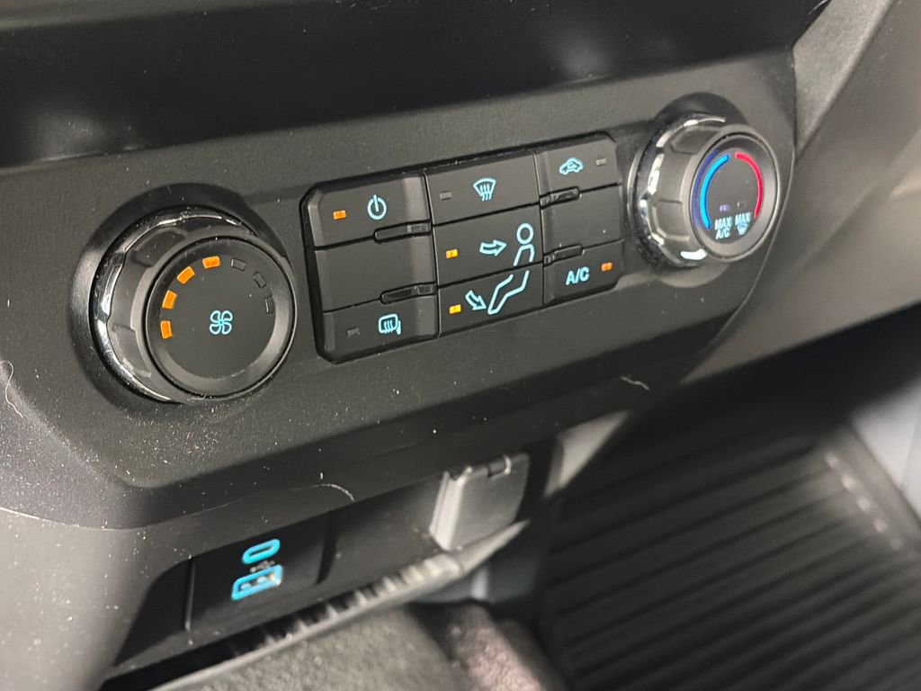 Used 2022 Ford F250 XL w/ Power Equipment Group AWD/4WD image 21