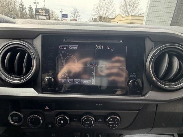 Used 2019 Toyota Tacoma TRD Off-Road image 19