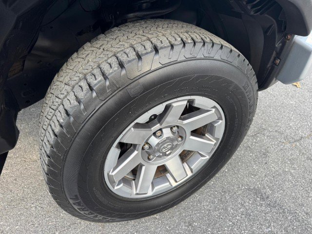 Used 2014 Toyota FJ Cruiser 4WD w/ Upgrade Package image 31
