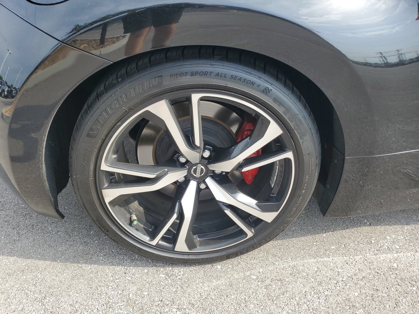 Used 2019 Nissan 370Z Touring Sport RWD image 5