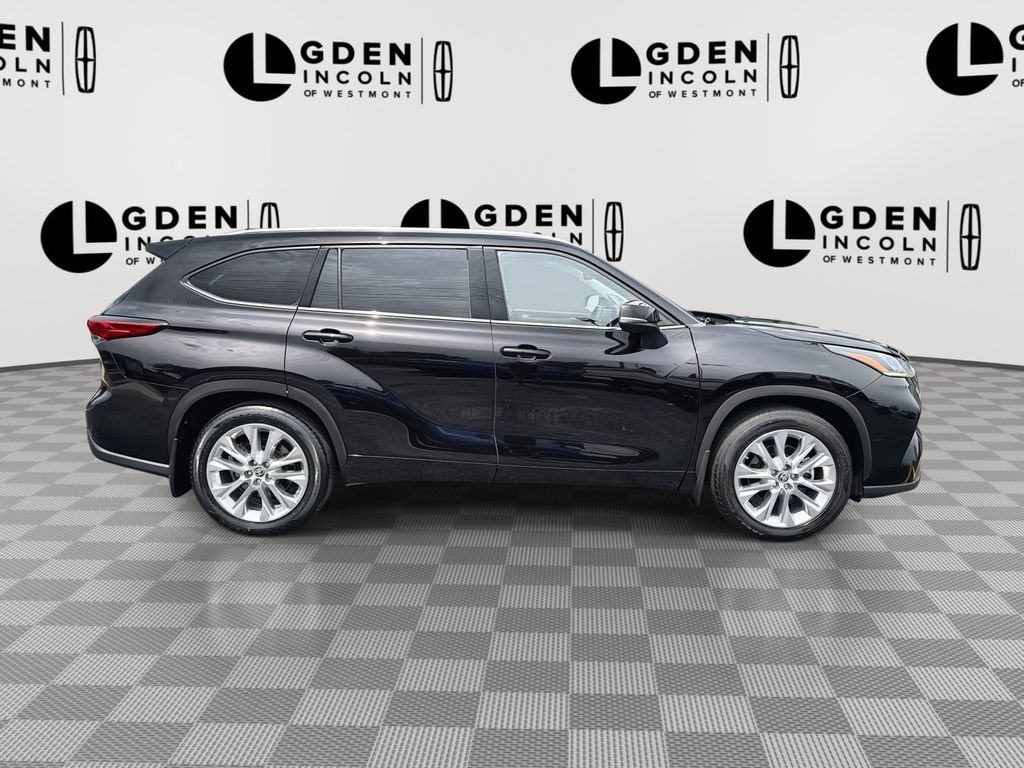 Used 2020 Toyota Highlander Limited AWD/4WD image 9