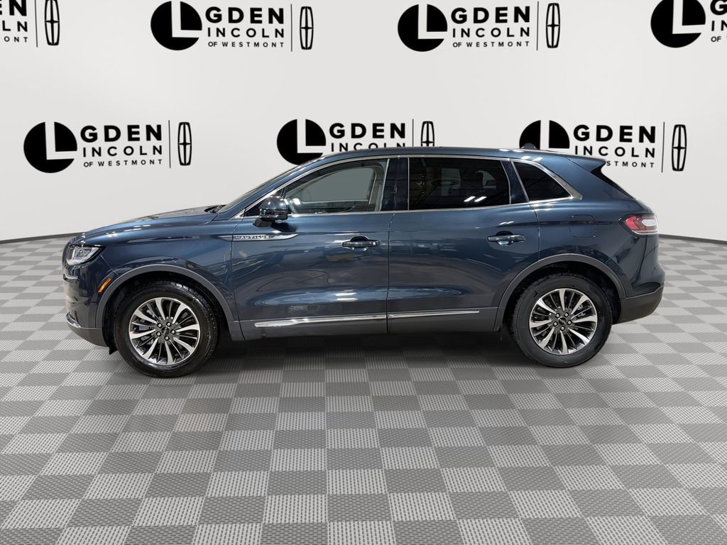 Used 2023 Lincoln Nautilus AWD w/ Premium Package image 5