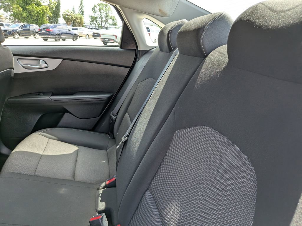 Certified 2024 Kia Forte LXS FWD image 17