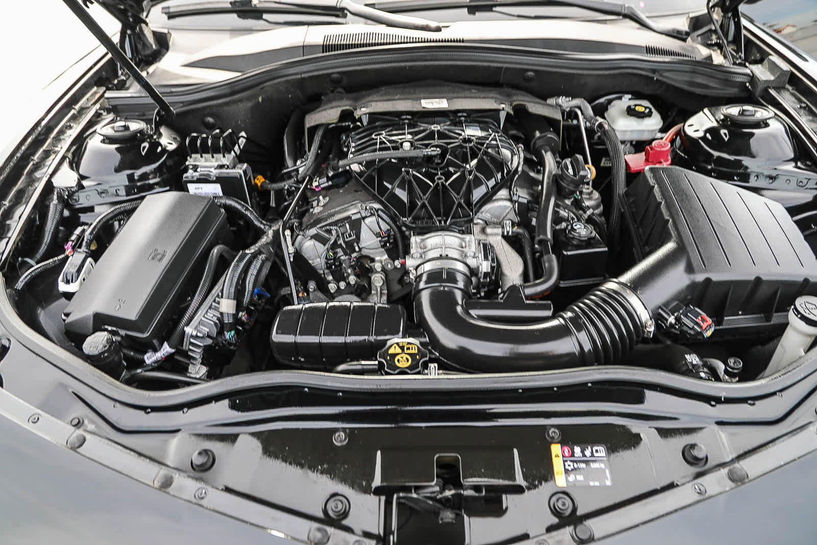 Used 2015 Chevrolet Camaro LS RWD image 27