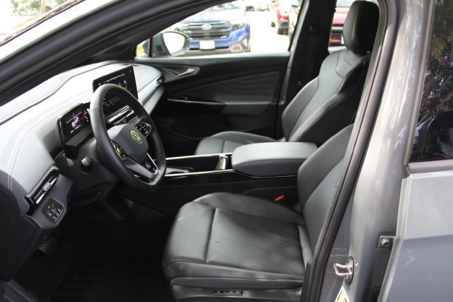 Used 2023 Volkswagen ID.4 Pro S Plus AWD/4WD image 18