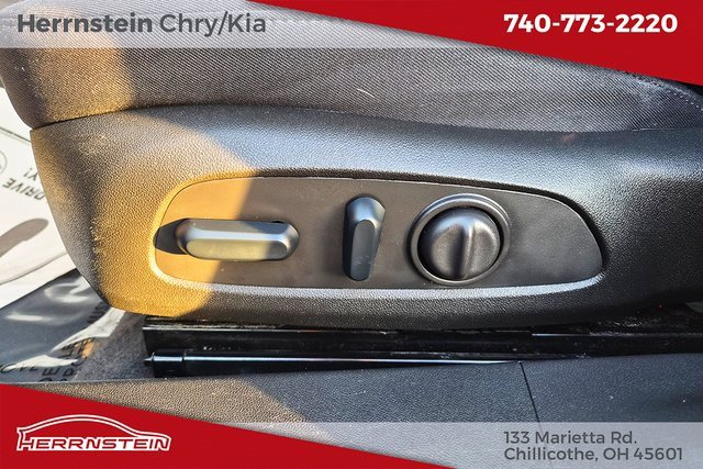 Used 2024 Chevrolet Malibu LT image 21