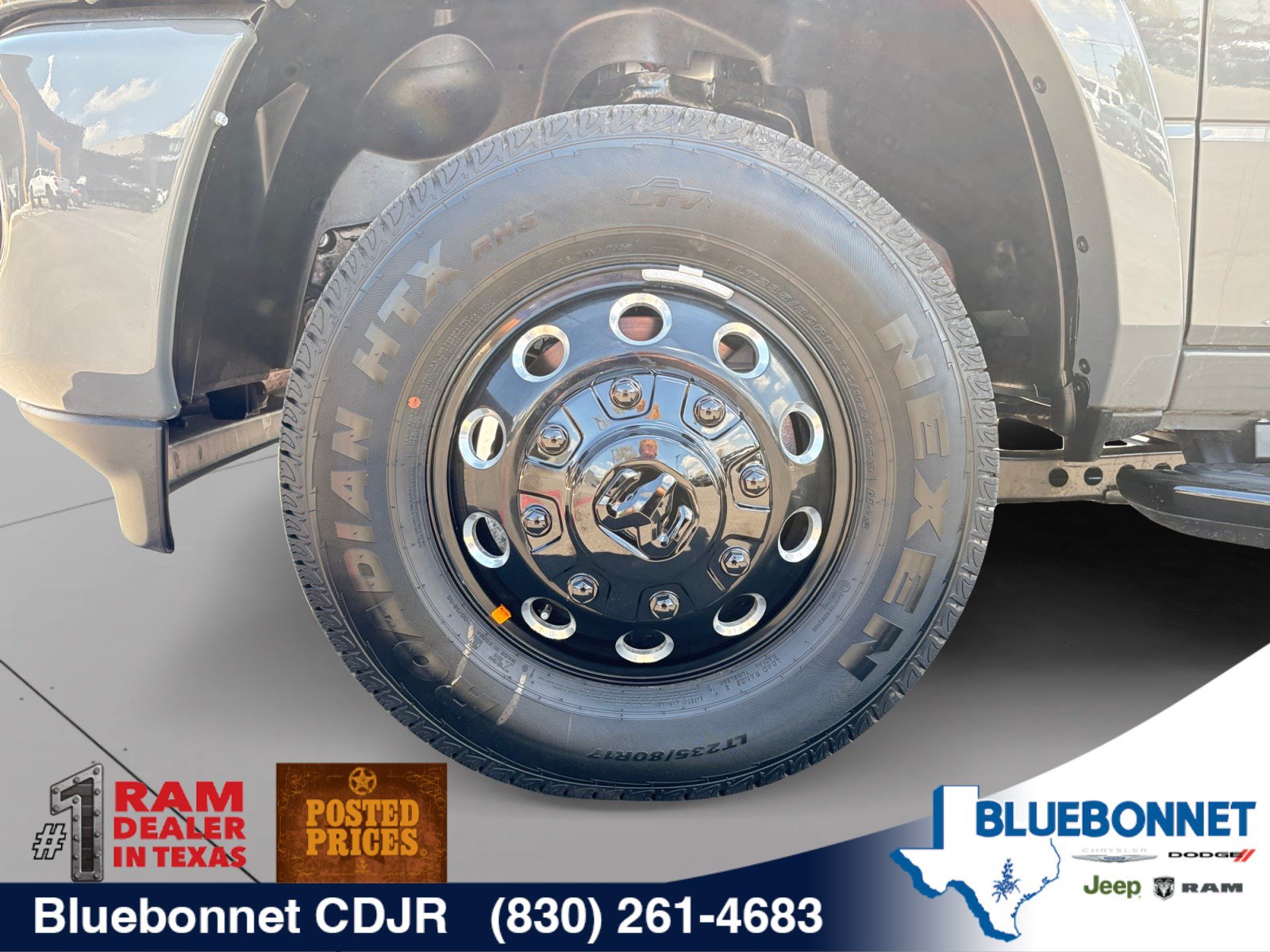 New 2027 RAM 3500 Laramie AWD/4WD image 9
