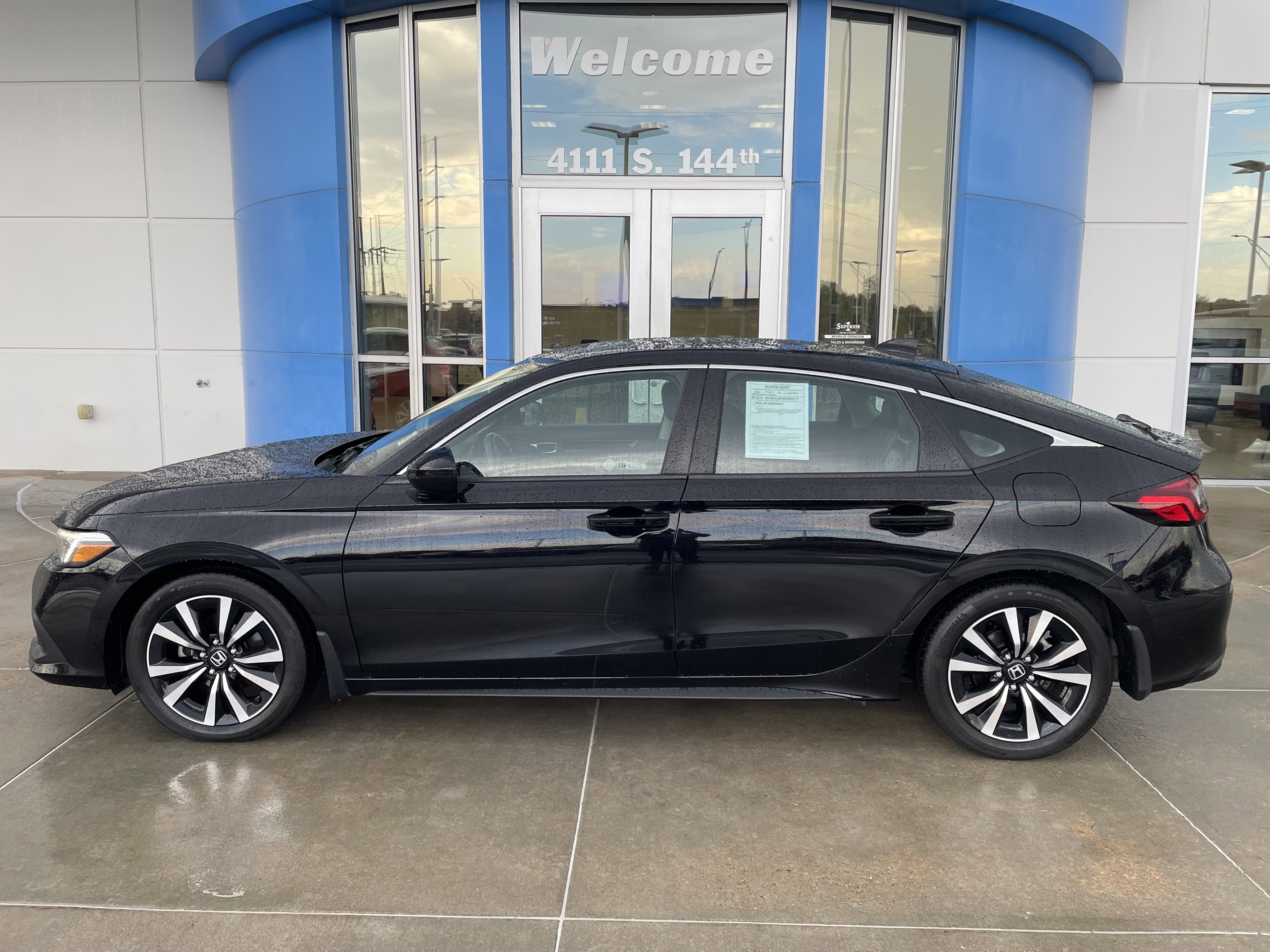 Used 2023 Honda Civic EX-L image 1