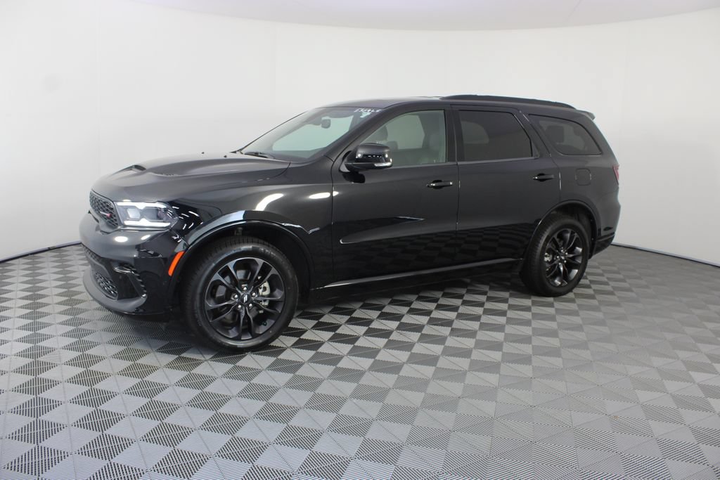 Used 2025 Dodge Durango GT AWD/4WD image 2