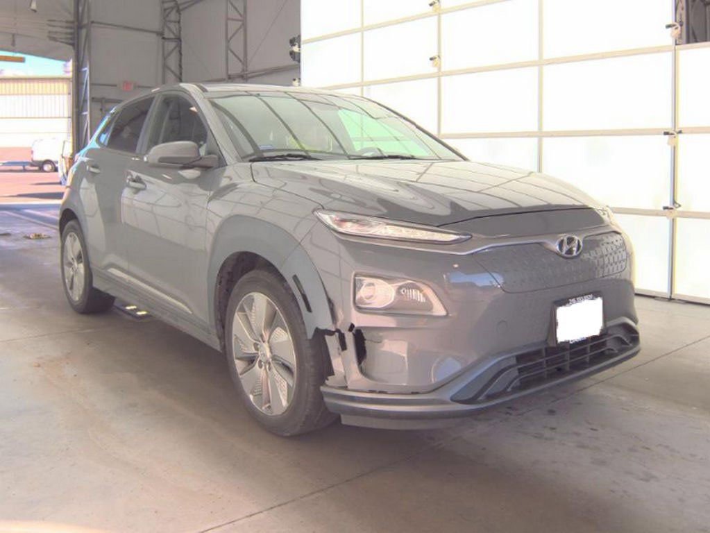 Used 2021 Hyundai Kona Limited w/ Cargo Package FWD image 4